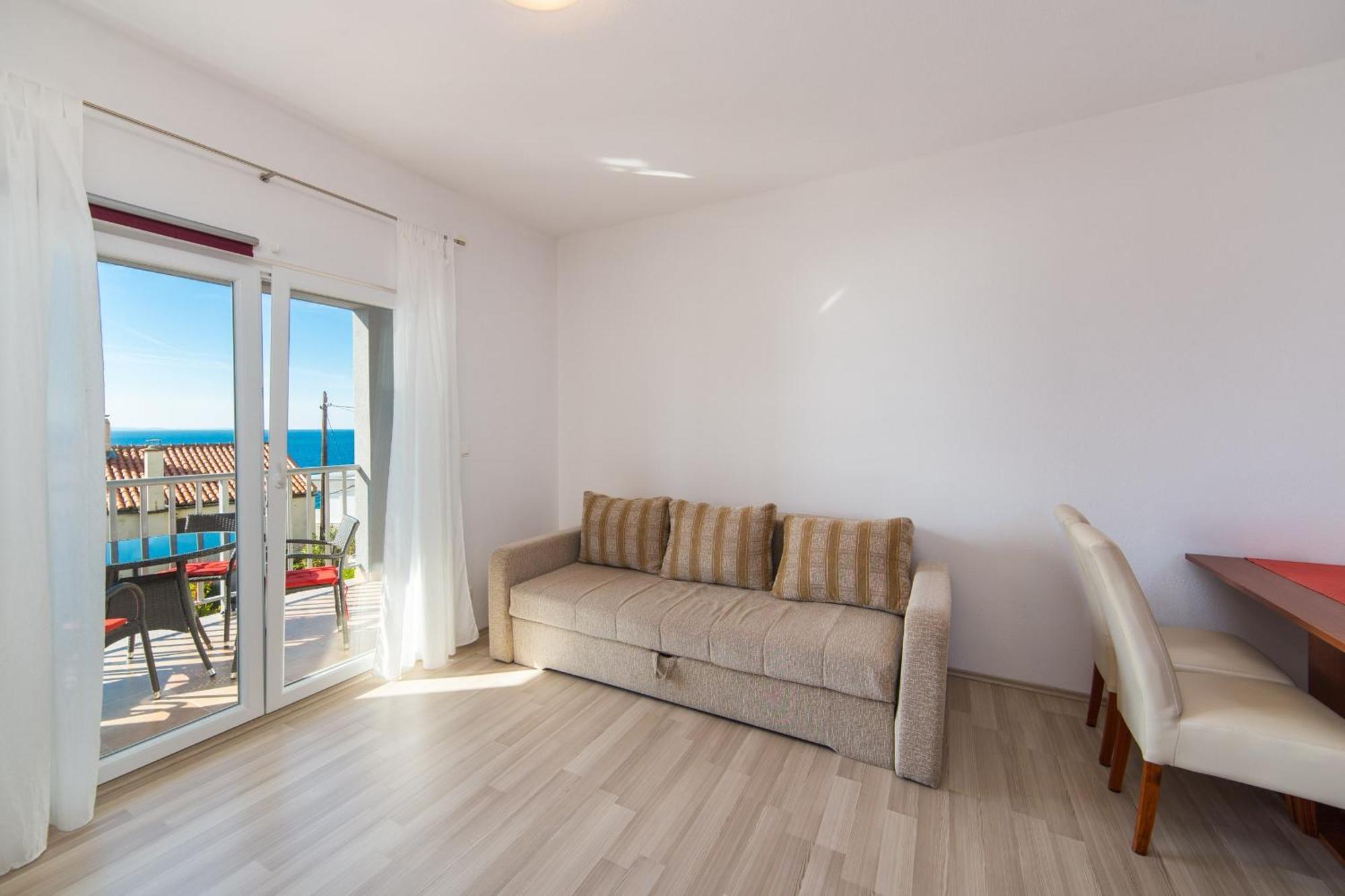 Apartments By The Sea Brist, Makarska - 11078 Habitación foto